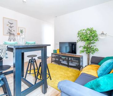 Calle de las Matas, Madrid, Community of Madrid 28039 - Photo 5