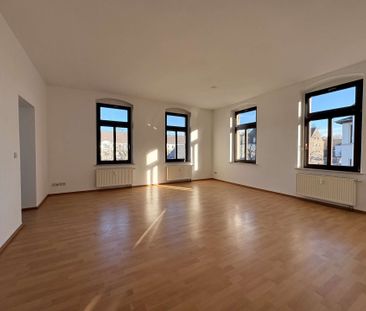 IHR NEUES ZUHAUSE! Große, helle 2-Raumwohnung mit neuem Bad in Bern... - Photo 2