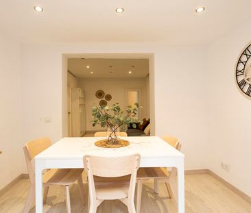 3-Bedroom Apartment with Private Terrace in Eixample - Photo 5