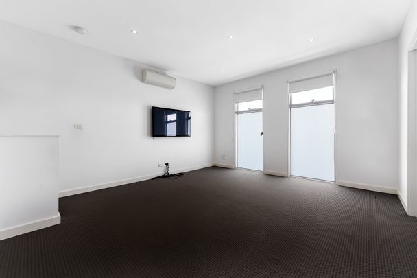 55 Purtell Street Street, Bentleigh East - Photo 1