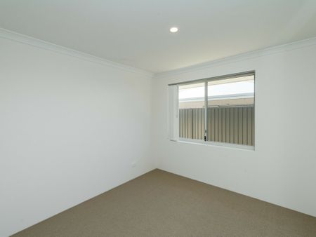 Near new and waiting for its next occupants - Photo 4