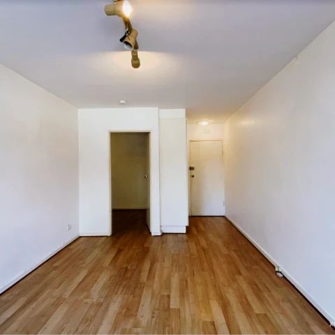 1 Bed, 1 Bath - Photo 1