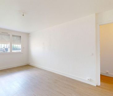 Location Appartement 2 pièces 47m² - Photo 4