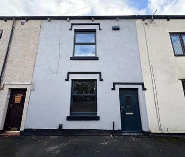 2 bedroom terraced house to rent - Photo 3