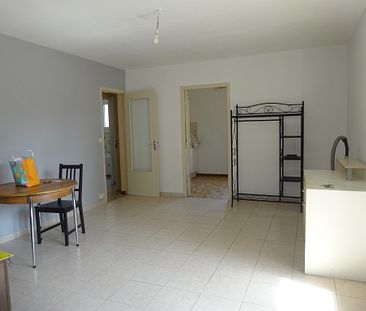 APPARTEMENT F2 A LOUER PROCHE GARE FERROVIAIRE DE NOGENT LE ROTROU - Photo 1