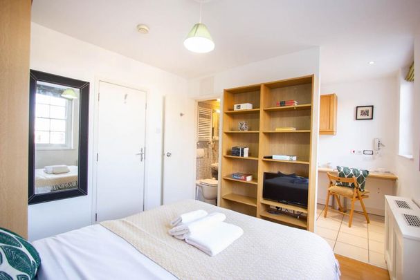 Flat 407 North Gower Street, Euston NW1 2LY - Photo 1