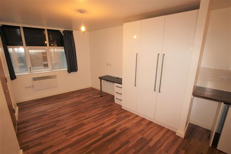 Erskine Street - Photo 2