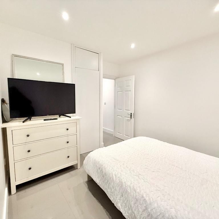 2 bedroom bungalow to rent - Photo 1