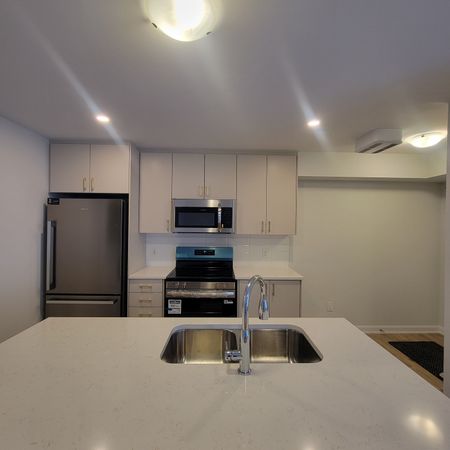 For Lease - 809 Arcadian Private, Kanata, Ontario - Photo 5