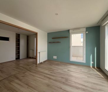 Location Appartement 3 pièces 75m² - Photo 2