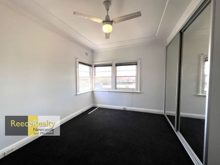 37 Catherine Street, Waratah West - Photo 3