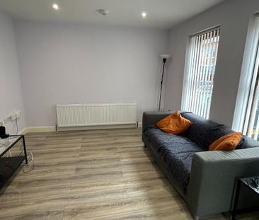 1, 2 Irwin Avenue, Belfast, BT4 3PQ - Photo 4
