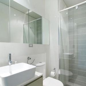 TWO BED IN THE HEART OF CBD - Photo 4