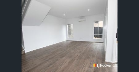 Spacious Modern Living in the Popular Cameron Grove Estate - Photo 2