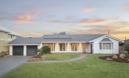 31 Bernley Drive, Viveash WA 6056 - House For Rent | Domain - Photo 2