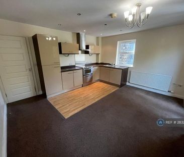 2 bedroom flat to rent - Photo 5