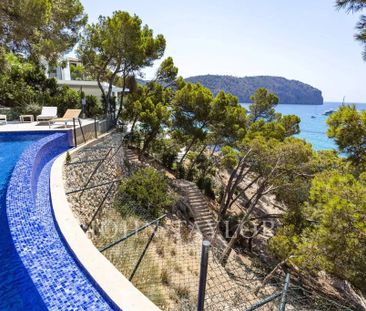 4 bedroom luxury Villa for rent in es Camp de Mar, Spain - Photo 3