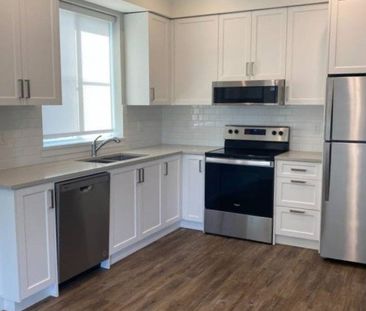 Central Park Village, The Hub – 2BD/2BA - Photo 3