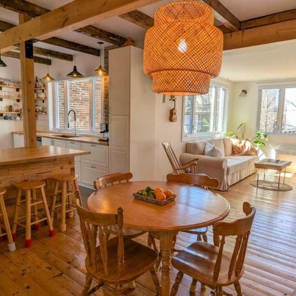 ✨ Magnifique 4 ½ lumineux et chaleureux dans le Vieux-Limoilou - Photo 1
