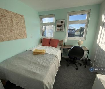 1 bedroom in a house share to rent - Photo 4