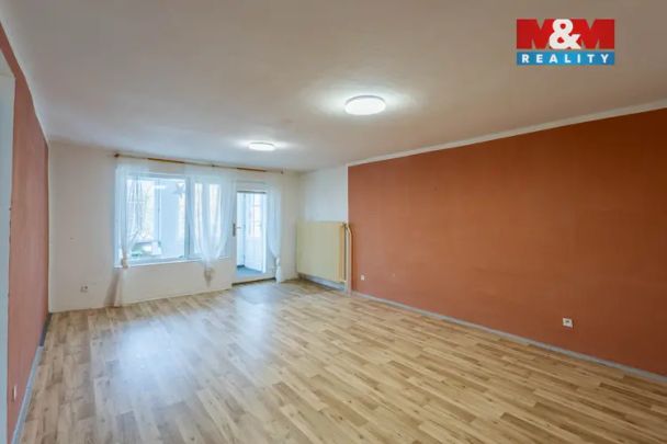 Pronájem bytu 3+1 v České Lípě, ul. Pod Špičákem - Photo 1