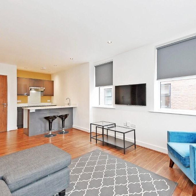 Studio to rent - Photo 1