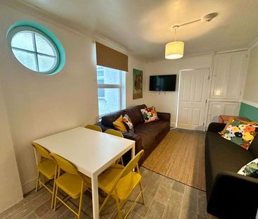 Killigrew Street Room 6 - Photo 4