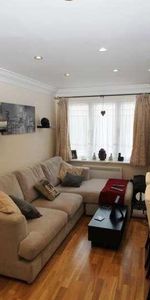 Woking, Surrey, GU22 - Photo 4