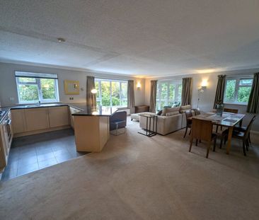 Ravenswood, 1 Spath Road, Didsbury, Manchester, M20 2GA - Photo 1