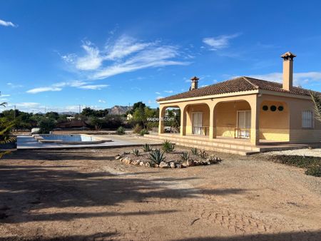 Country House in Crevillente, crevillente, for rent - Photo 4