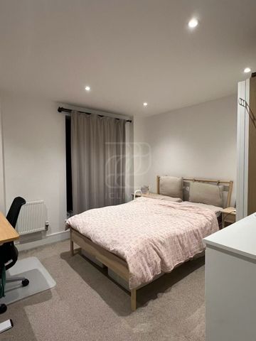 Cityview Point, London E14 - Photo 3