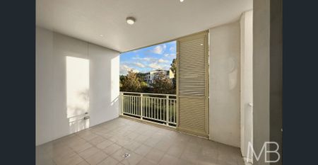 SPACIOUS HOME IN ULTRA QUITE LOCATION - Photo 5