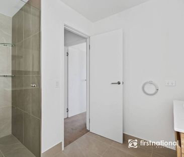 Modern Luxury and Inviting Comfort - Photo 1