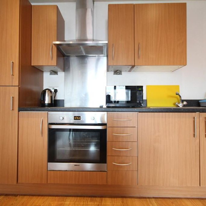 2 bedroom apartment to rent - Photo 1
