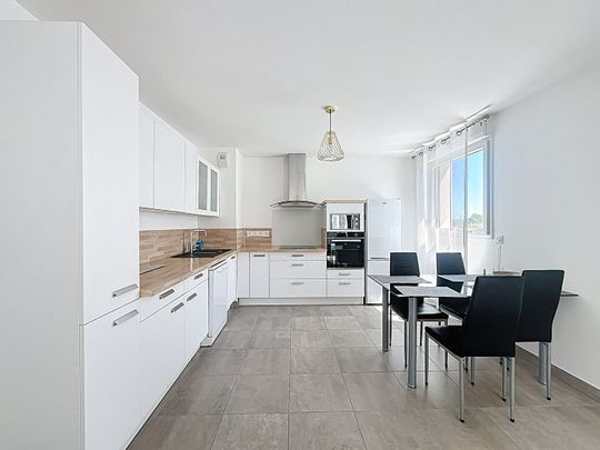 Apartment - Photo 1