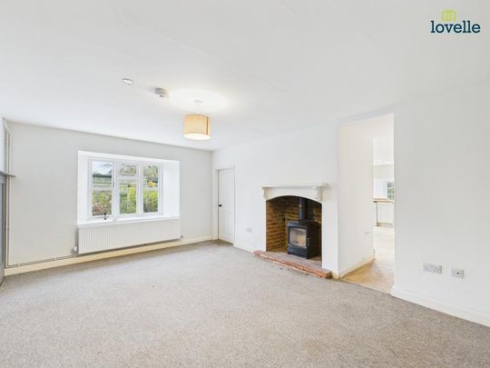 3 bedroom end of terrace house to rent - Photo 1