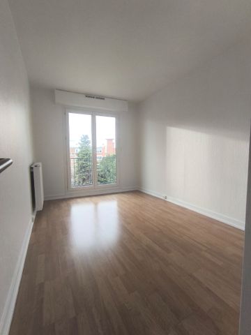 Location Appartement 3 pièces 57m² - Photo 4