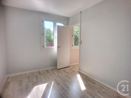 Location Appartement 2 pièces 43m² TROYES 10000 - Photo 1