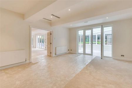 8 bedroom detached house to rent - Photo 2