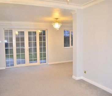 Litchfield Avenue, Morden, SM4 - Photo 2