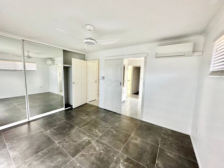Lovely Family Home with Solar System - Photo 2