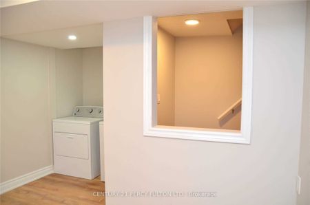 For Lease - 26 Lady Fern Way, Toronto, Ontario - Photo 2