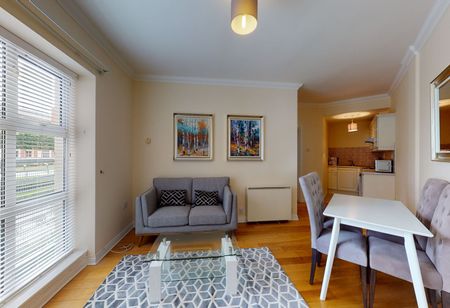 The Waterside, Charlotte Quay, Grand Canal Dock, Dublin 4, D04 PK38. - Photo 3