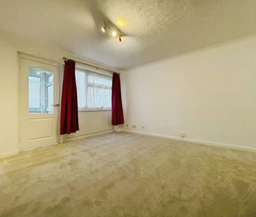 Maisonette to rent on - Photo 1