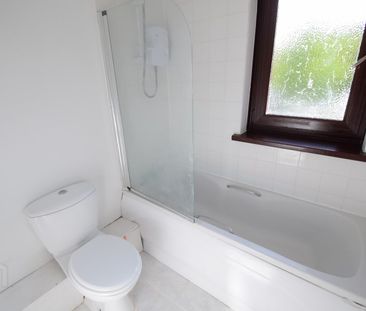 1d Stranmillis Court, BT95EU, Belfast - Photo 4