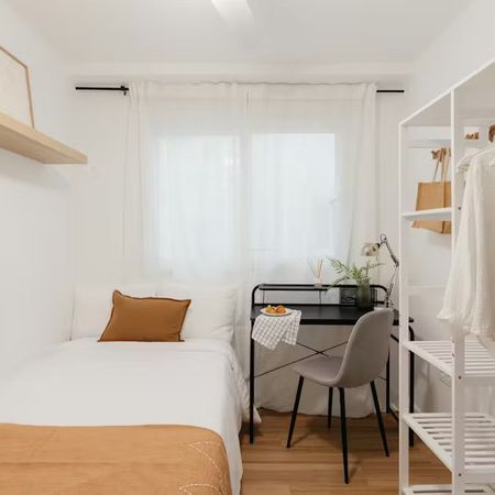 Avinguda del Primat Reig, Valencia, Valencian Community 46019 - Foto 3