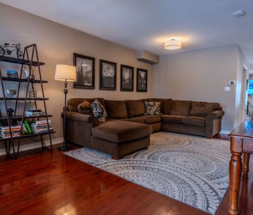 For Lease - 23 Northgrove Crescent, Whitby, Ontario - Photo 2