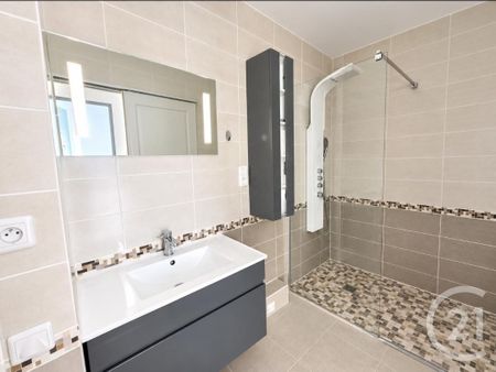 Location Maison 5 pièces 82m² GRAULHET 81300 - Photo 5