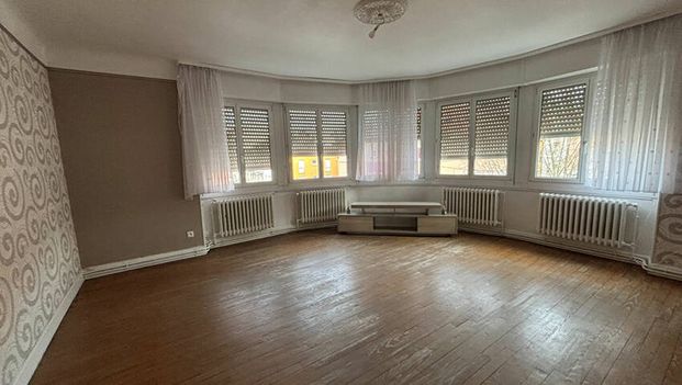 APPARTEMENT F5 AU CENTRE-VILLE - Photo 1