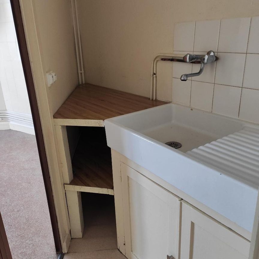 A LOUER ANGERS CENTRE VILLE - T2 SITUE 7 RUE PARCHEMINERIE ... - Photo 1